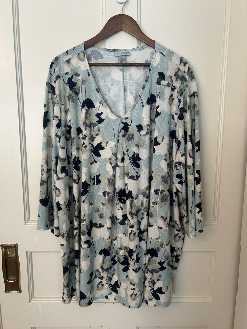 Catherines Floral Stretch Blouse Womens Size 5X Blue Classic Comfort
